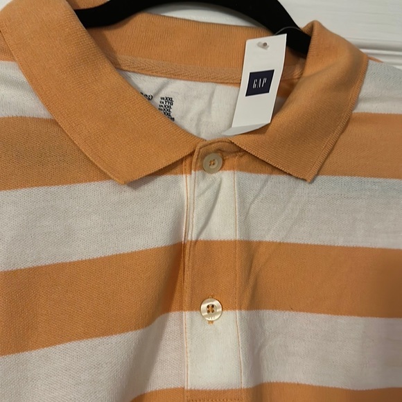 Gap Polo Style Shirt - Picture 5 of 10